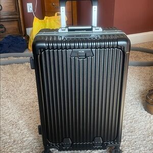 Black Hard Shell Suitcase